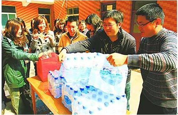 Jinan People Show Their Concern to Drought-hit Area