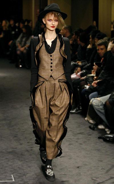 Sonia Rykiel F/W 2009/10 collection at Paris Fashion Week