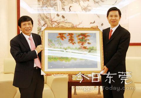 Vietnam Consul General visits Dongguan