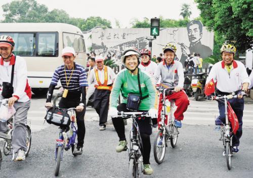 Aged bicycle team reached Shaoxing