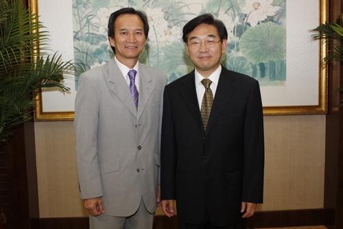 Vice Minister Zhang Taolin Meets with Dr. Alan S. Paau, Vice President of Cornell University
