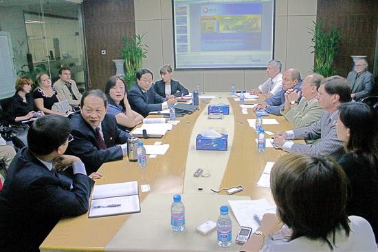 Ukraine Business Delegation Visits Invest Beijing International