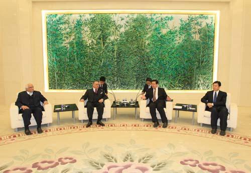 Saudi commercial minister visited China successfully