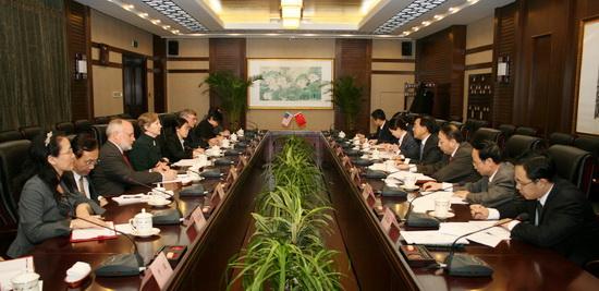Vice Minister Zhang Taolin Meets with DuPont President and CEO Ellen J. Kullman