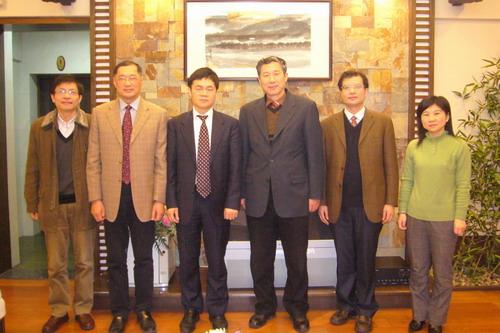 Vice President ZHU Jun warmly welcomed Prof. GUO Zhengxiao, Pro-Provost, University College London