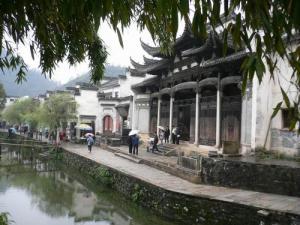 The cultural trace in the lakeside of Wolong travels  Shenyang of China
