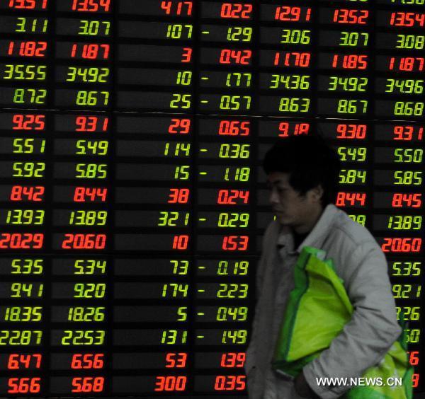 China stocks close mixed Friday
