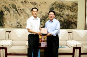 NUST Vice President MA Daqing visits SCUT