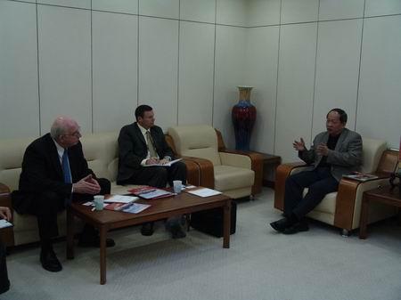 Chairman Tu met with guests from Atlantic Canada Opportunities Agency