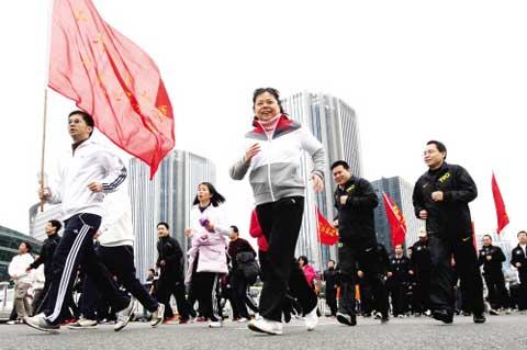 15,000 welcome New Year with charity run