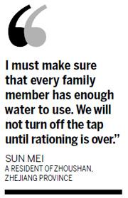Rationing of water triggers rush for pails