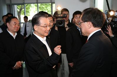 Chinese Premier Wen Jiabao Visits Tsinghua