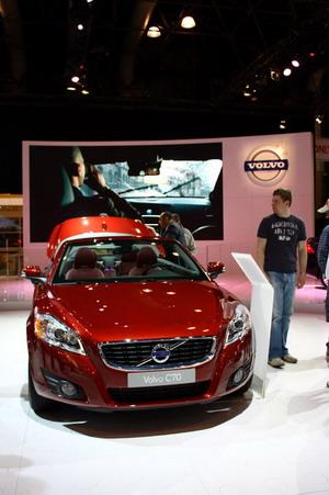 Geely's Volvo brand popular at New York show