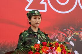 Dressed in green outfit: the freshmen military training kicks off