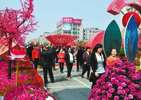 Lantern Festival celebration in Donggguan