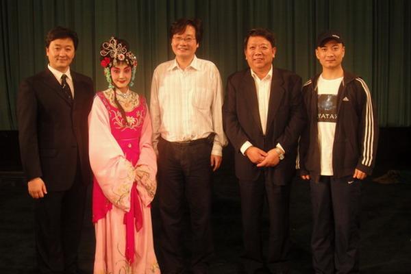 China National Peking Opera Company staged performance at ZSTU