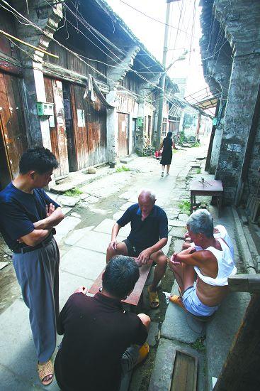 Old streets in Anhui serve as a repository of history