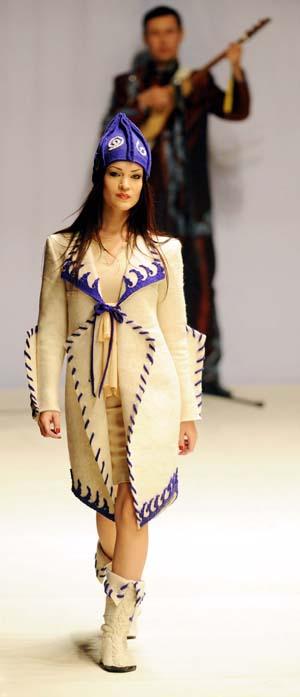 2009 Kyrgyzstan fall fashion show opened in Bishkek