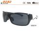 2017 new style sports sunglasses ,made of plastic, suitable for men