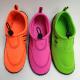 ISO14001 Flexible Water Aqua Shoes Lightweight With Neon Color