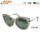 Fashion sunglasses made of plastic frame with metal temple, suitable for men and women