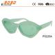 2018 Newest Style and classic plastic Fashionable Sunglasses ,UV 400 Protection Lens