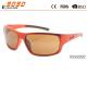 2017 new style sports sunglasses ,made of plastic ,suitable for women