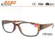 Retro fashionable reading glasses ,made of PC frame ,plastic hinge,Power rang : 1.00 to 4.00D