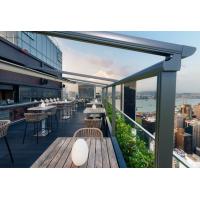 PVC Fabric Retractable Awning Side Screen Aluminium Customized Outdoor Sunshade Gazabo
