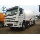 Manual Transmission Concrete Mixing Equipment , Sinotruk Howo 8X4 14600 Kg Curb Weigh Concrete Mixer Truck