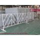 High 3.8ft traffic white triathlon portable event sport barricade fence for sale, 9.5ft width, Powder coated white