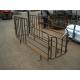 Heavy Duty Pig Ferring Crate , Pig Crates For Bacon Good Heat Preservation