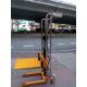 Mini Manual Forklift Stacker 400kg 1.7 Meter Portable Light Vehicle Structure