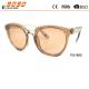 2017 hot sale style sunglasses with UV 400 protection lens ,made of plastic