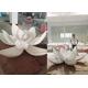 Weatherproof Fiberglass Shopping Center Decorations Fake Flower Shapes