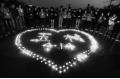 College students mourn Yushu quake victims