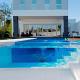 Clear Acrylic Swimming Pool with High Light Transmission 93% and Transparent Panel