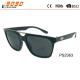 2019 Newest Style and classic plastic Fashionable Sunglasses ,UV 400 Protection Lens