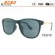 2017 fashion plastic sunglasses with 100% UV protection lens, suitable for men and women