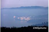 Floating clouds rise in after-rain Huangshan