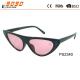 New arrival and hot sale of cat-eye shapes plastic sunglasses, with two pins on the frame
