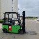 2 Ton 2.5 Ton 4 Wheel Electric Forklift Warehouse Electric Portable Forklift With Side Shift