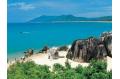 Scenic Hainan island aims to be a world-class tourist hotspot