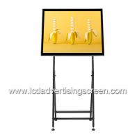 32 Inch WiFi TFT LCD Advertising Player 1920x1080 With Floor Standing Base