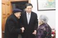 City leaders visited the elderly leaders of Jiangin in groups