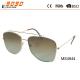 Sunglasses with metal frame, new fashionable designer style with top bar and plastic tip