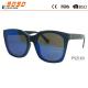Sunglasses in fashionable design,made of plastic and mirrored lens ,suitable for men and women,