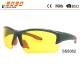 2018 hot sale style sports sunglasses with black frame and yellow mirrror lens