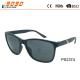 Rectangle sunglasses made of plastic with simple style,suitable for men and women