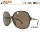 2017 fashion sunglasses with 100% UV protection lens, made of plastic